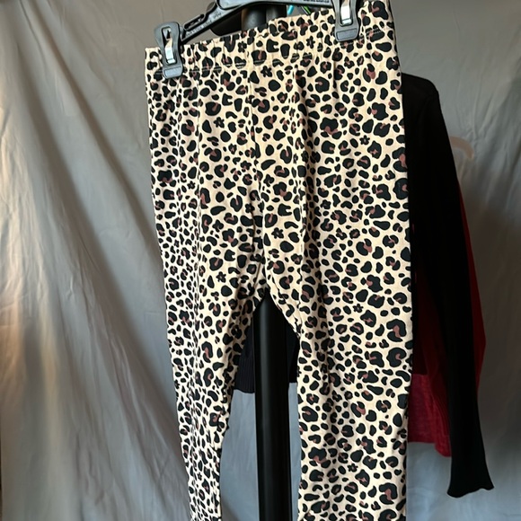 Cheetah leggings - Picture 1 of 2